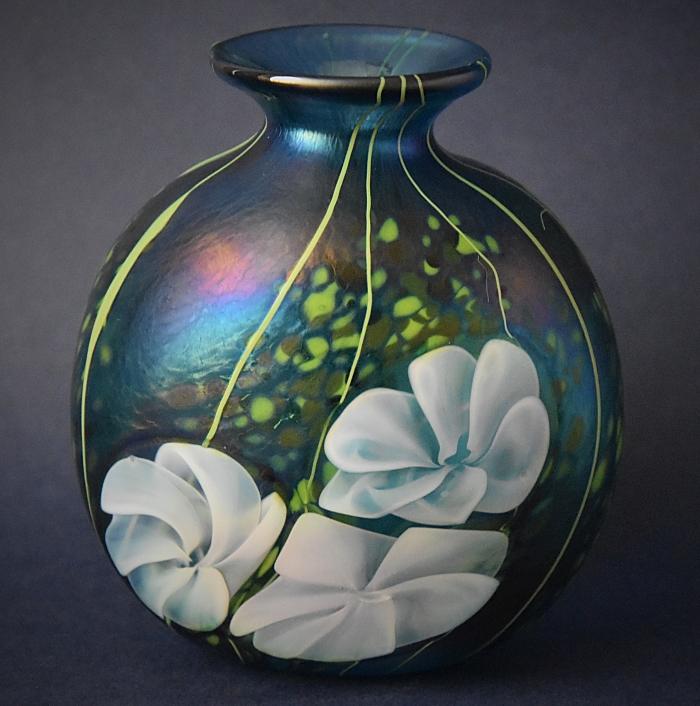 Blue-green Vase With White Flowers KAY9 Kayleigh Young Glass