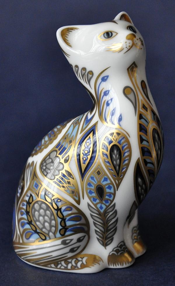 Crown Derby Siamese Blue Point Kitten
