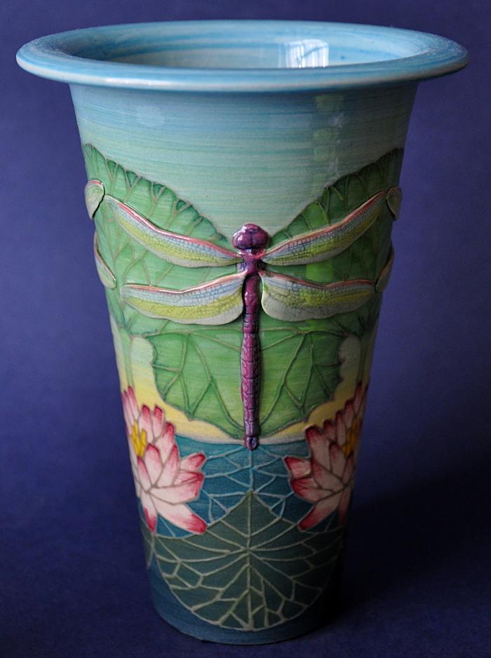 Dennis Chinaworks Water Lily Flute Sally Tuffin