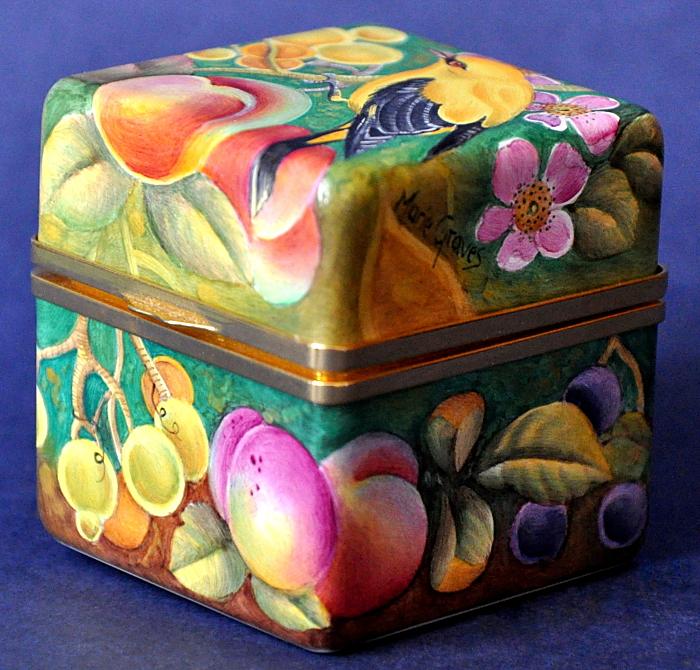 Elliot Hall Enamels Golden Oriole AB2 GO Box Marie Graves