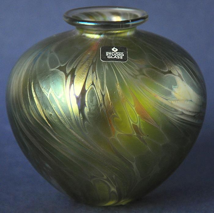 Isle of Wight Studio Glass Featherspray fumed lime Small Amphora