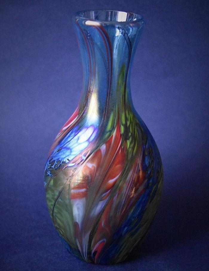 Slender Necked Light Blue Vase With Red Flowers OK6 Kayleigh Young Glass