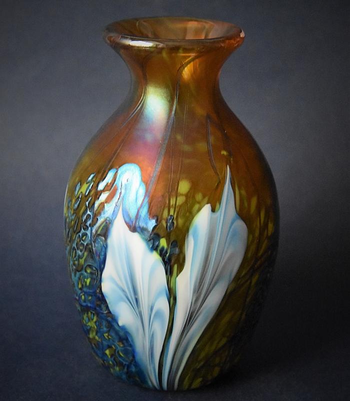 Yellow Vase With White Flowers OK7 Kayleigh Young Glass