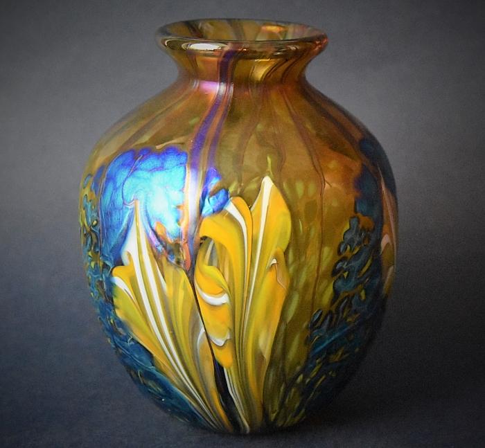 Yellow Vase With Yellow Flowers OK11 Kayleigh Young Glass