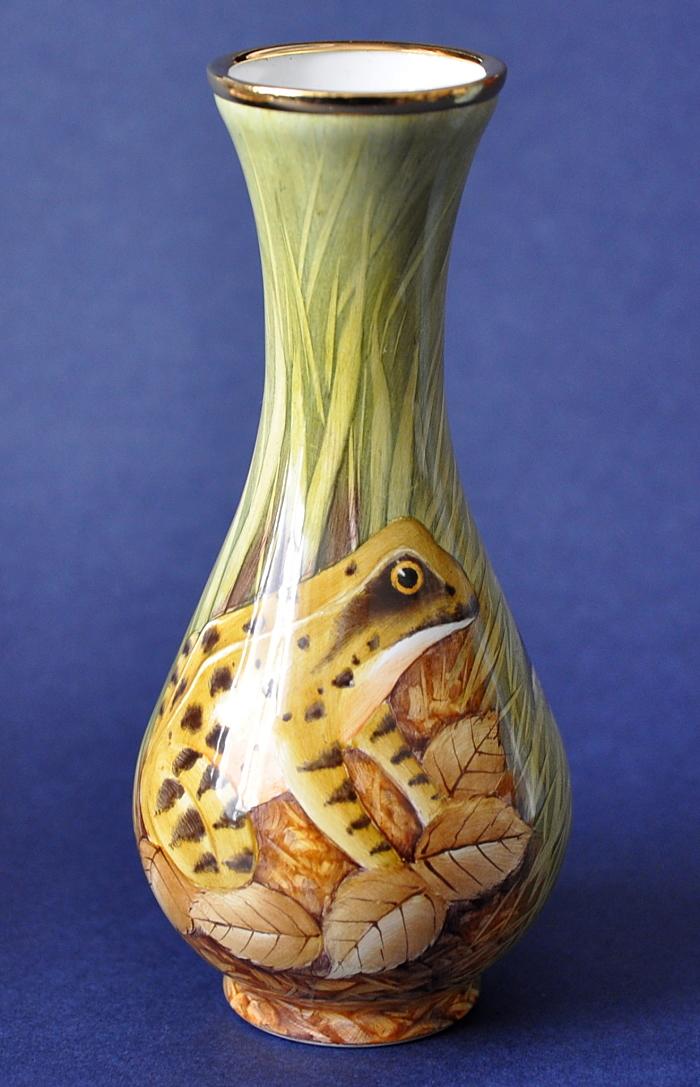 Moorcroft Enamels Frog 80 F Steven Smith