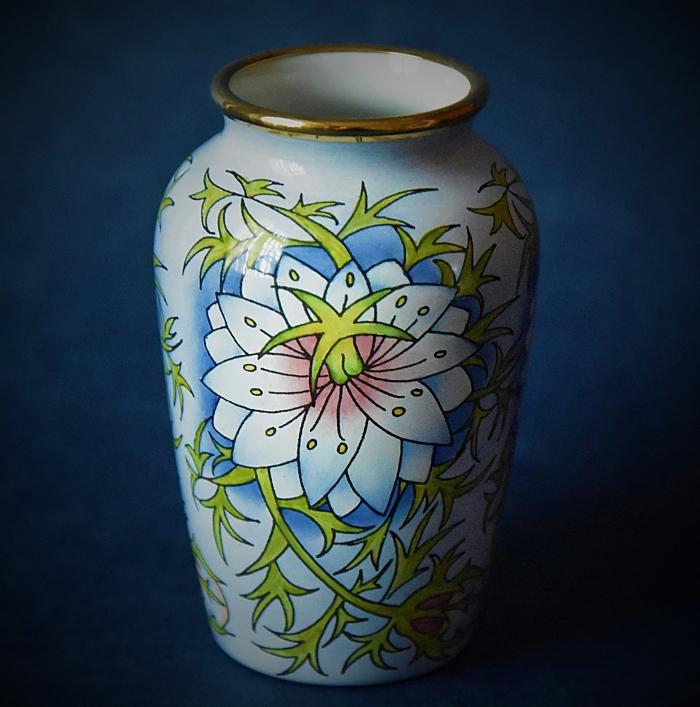 Moorcroft Enamels Love-in-a-Mist 18/LM