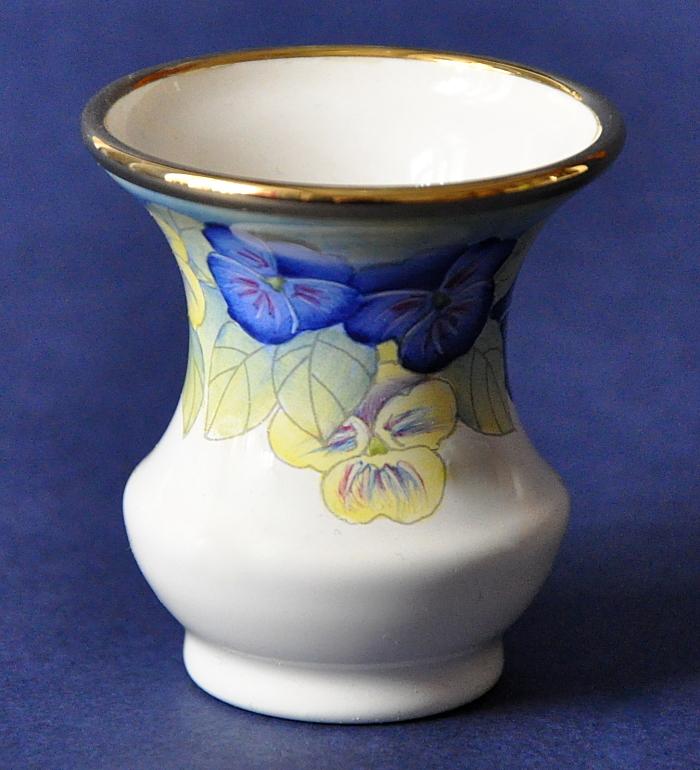 Moorcroft Enamels Pansy 249 PY