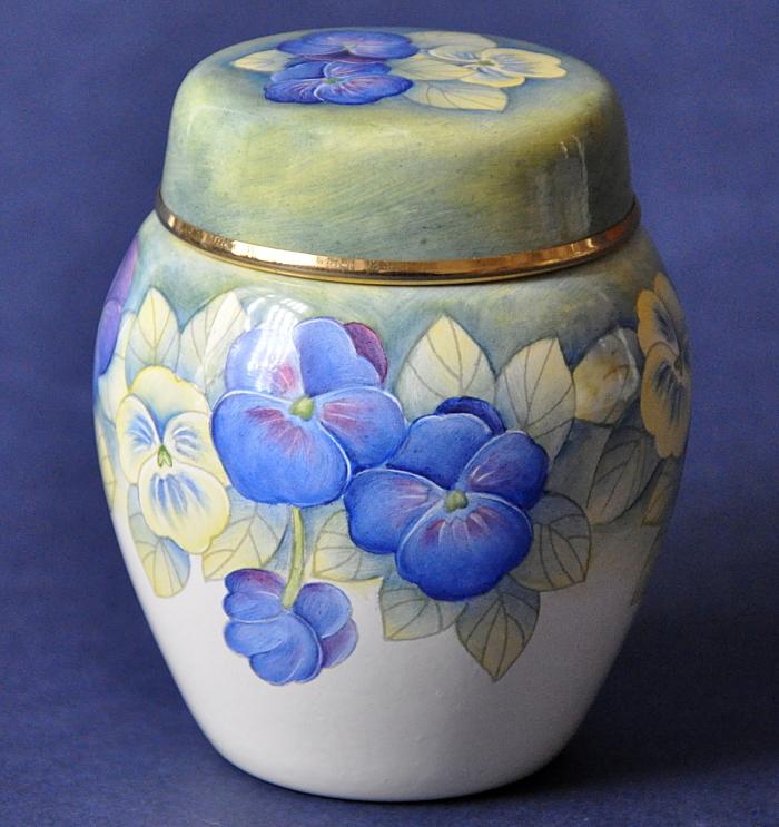 Moorcroft Enamels Pansy L769 PY