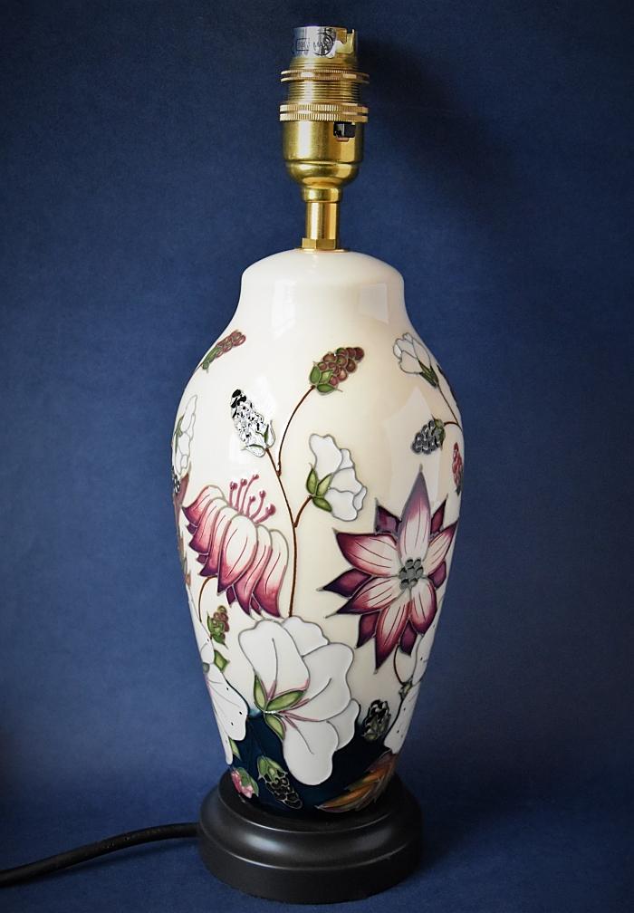 Moorcroft Pottery Lamp Bramble Revisited L200/8 Alicia Amison Open Edition