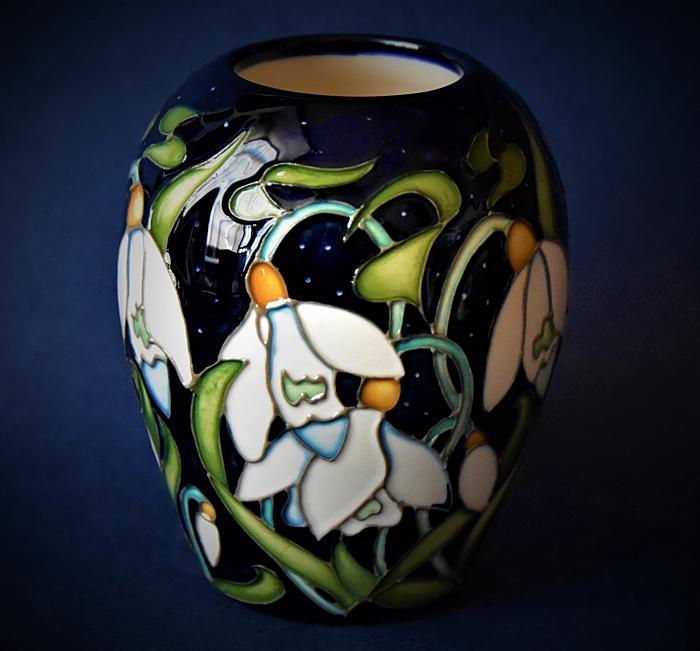 Moorcroft Pottery 102/3 Iveskero Rachel Bishop Snowdrop Sensation Collection An Open Edition