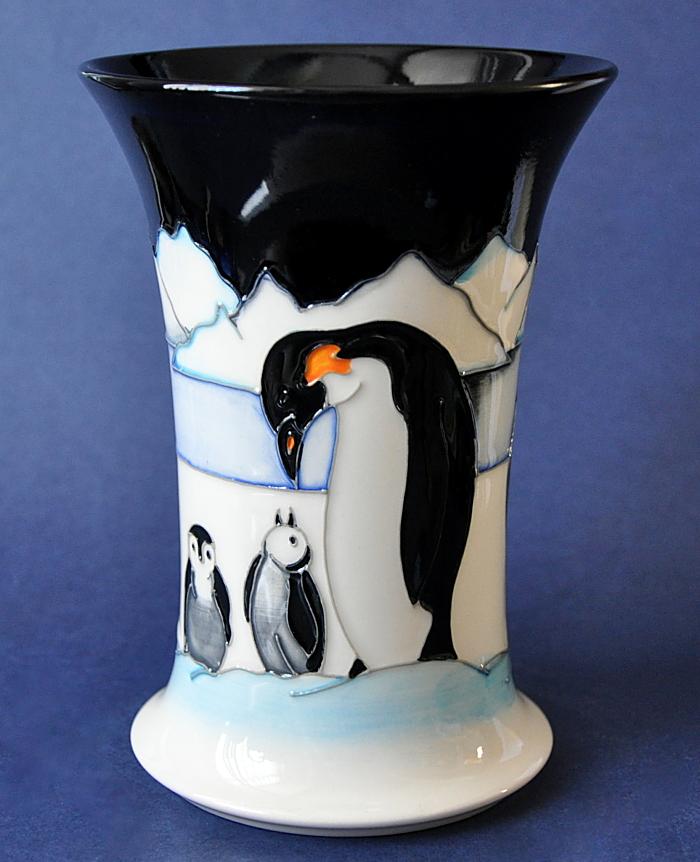 Moorcroft Pottery A Family on Ice 158 6 Nicola Slaney