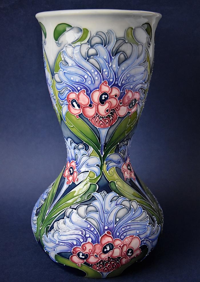 Moorcroft Pottery 301/10 Florian Lilac Rachel Bishop Open Edition