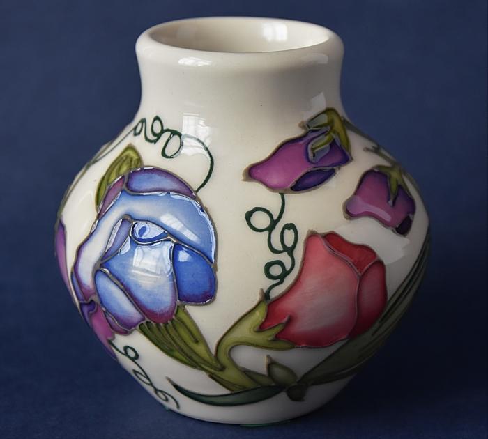 Moorcroft Pottery Sweetness 35/3 Nicola Slaney Open Edition