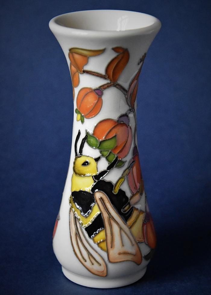 Moorcroft Pottery 364/5 Bilberry Bee Rachel Bishop A Limited Edition of 30