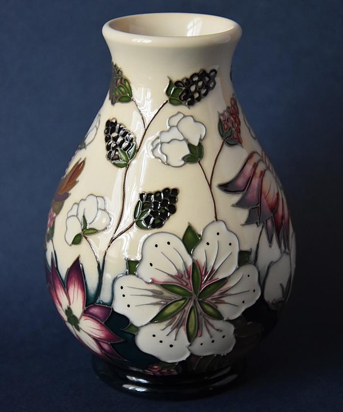 Moorcroft Pottery Bramble Revisited 7/5 Alicia Amison