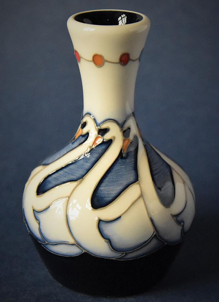 Moorcroft Pottery 7 Swans Swimming 2/4 Kerry Goodwin Open Edition