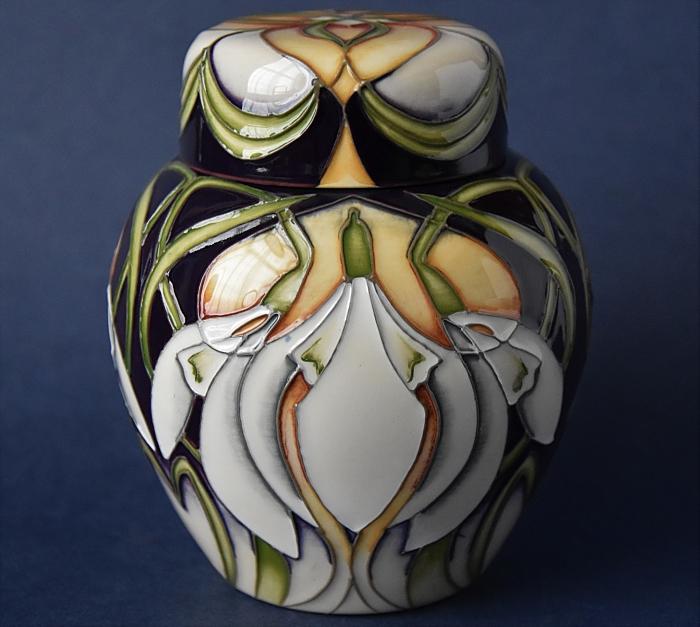 Moorcroft Pottery 769/4 Galanthus Vicky Lovatt Open Edition