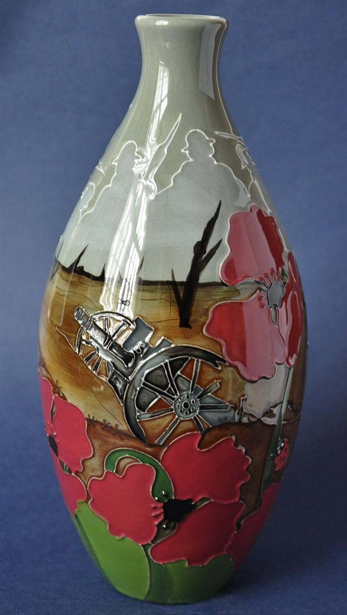 Moorcroft Pottery 9/9 Lest We Forget Kerry Goodwin Numbered Edition