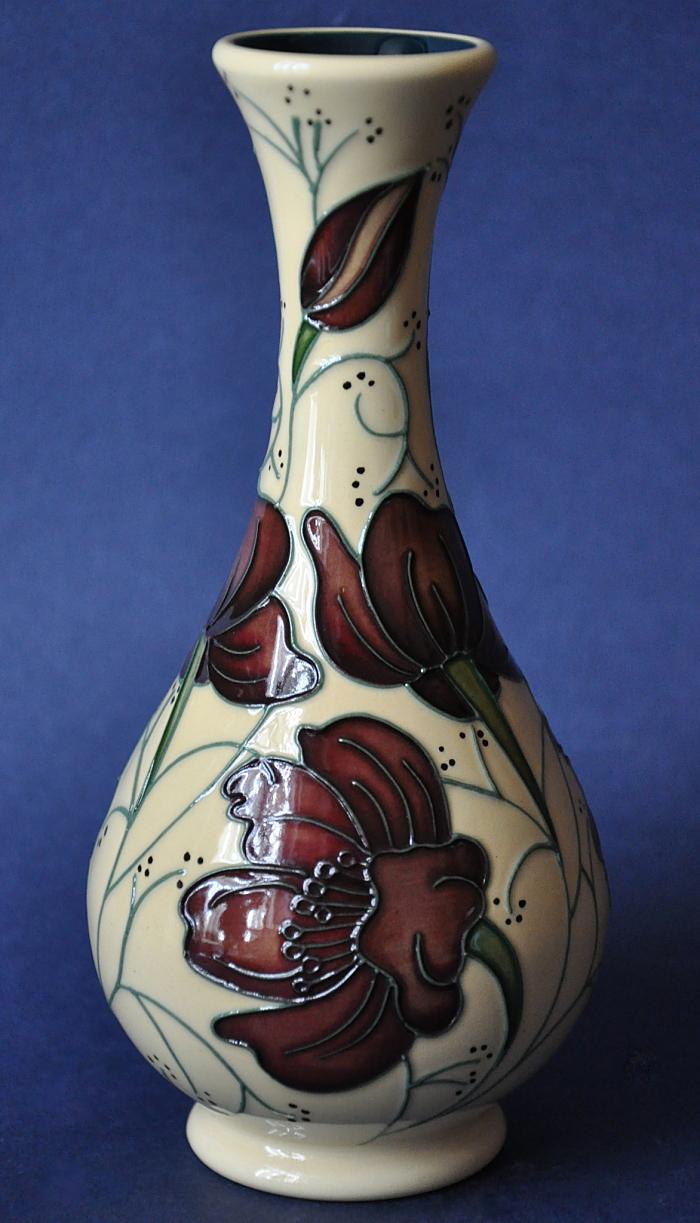 Moorcroft Pottery Chocolate Cosmos 80/6 Rachel Bishop Open Edition
