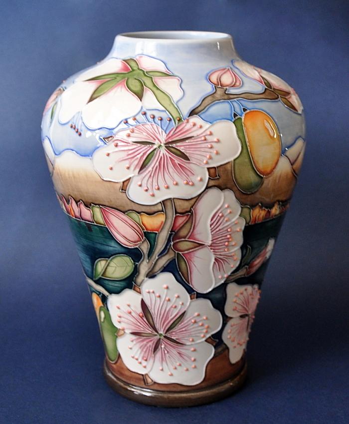 Moorcroft Pottery Elounda 567 9