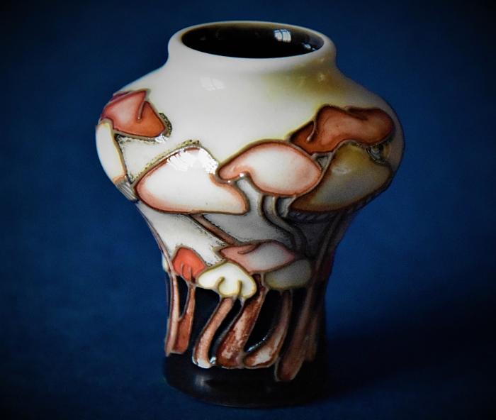 Moorcroft Pottery 10/2 Field Forage September Emma Bossons An Open Edition
