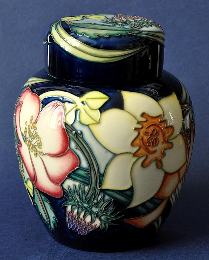 Moorcroft Pottery Golden Jubilee 769/6 Emma Bossons