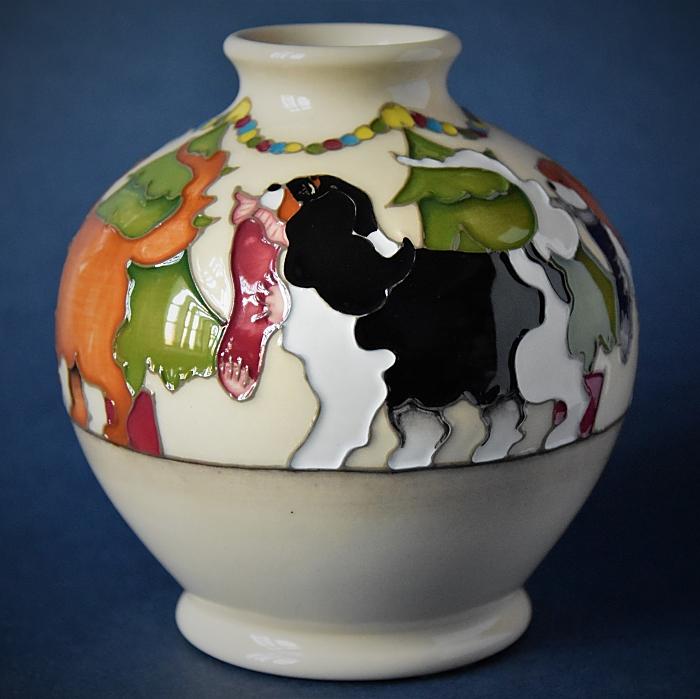 Moorcroft Pottery 41/4 King Charles Spaniel Vicky Lovatt Numbered Edition