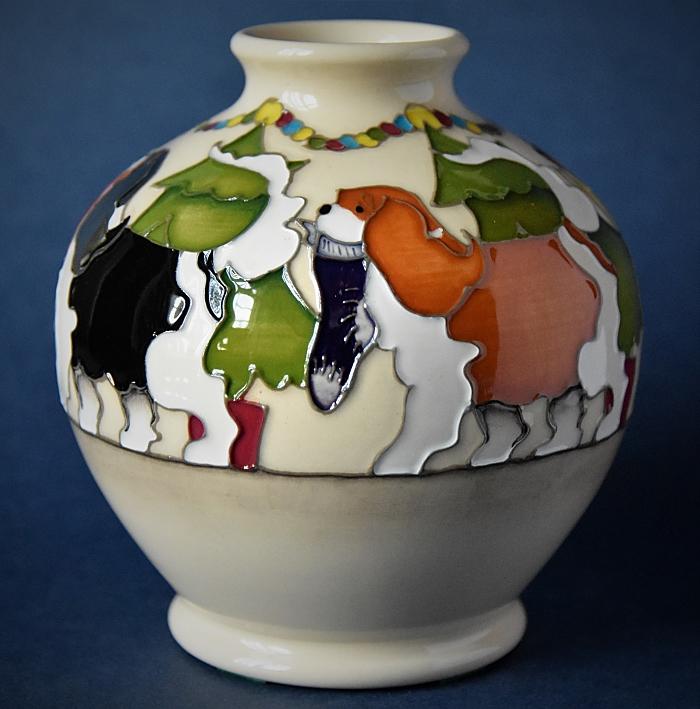 Moorcroft Pottery 41/4 King Charles Spaniel Vicky Lovatt Numbered Edition