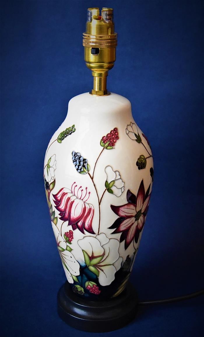 Moorcroft Pottery L200/8 Bramble Revisited Lamp Alicia Amison An Open Edition Order by Telephone 01789 269405