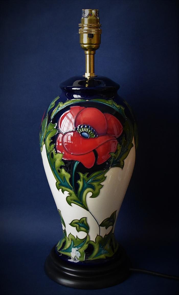 Moorcroft Pottery L46/10 Pavot Lamp Rachel Bishop An Open Edition