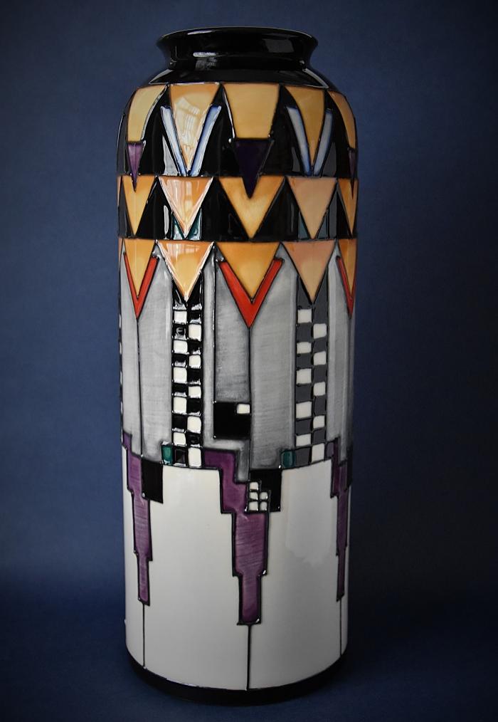 Moorcroft Pottery Mackintosh Collection Derngate 161/11 Emma Bossons Numbered Edition