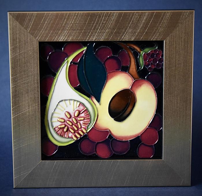 Moorcroft Pottery Queen's Choice PLQ 6 Plaque Emma Bossons