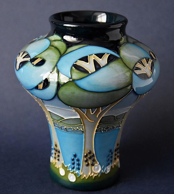 Moorcroft Pottery Rachel Bishop Collection Sapphire Blues 10/5 Numbered Edition