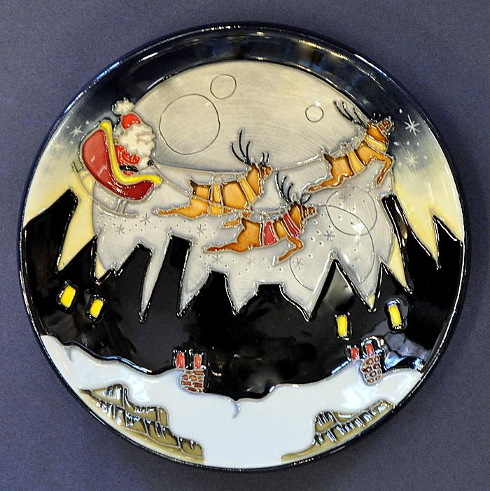 Moorcroft Pottery Reindeer Flight 780/4 Vicky Lovatt