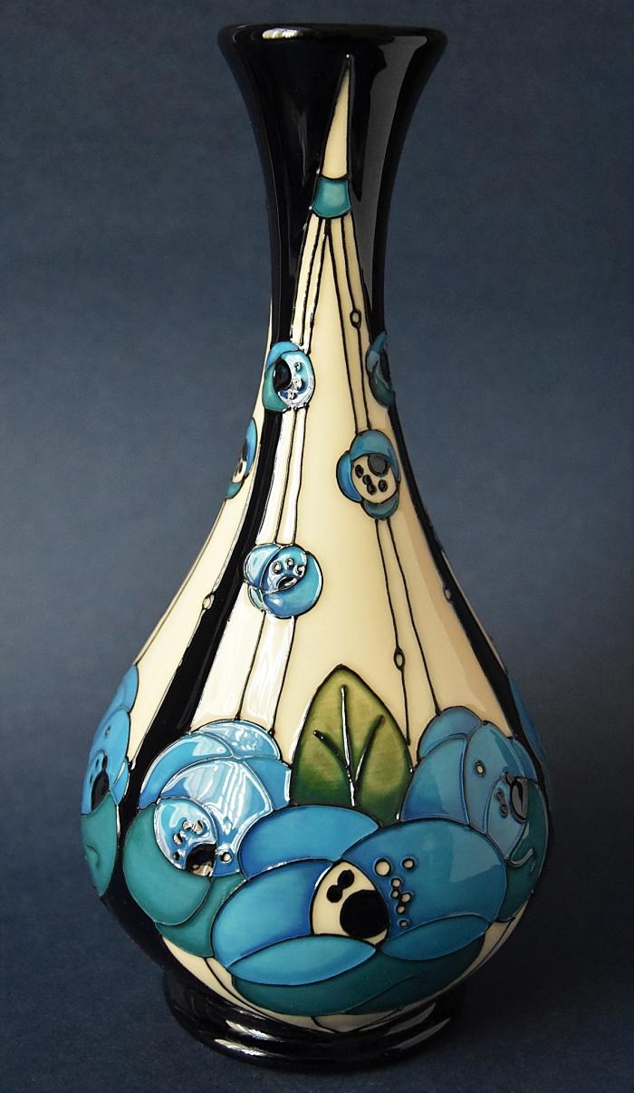 Moorcroft Pottery Rennie Rose Blue 80/9 Rachel Bishop Inspired by Charles Rennie Mackintosh