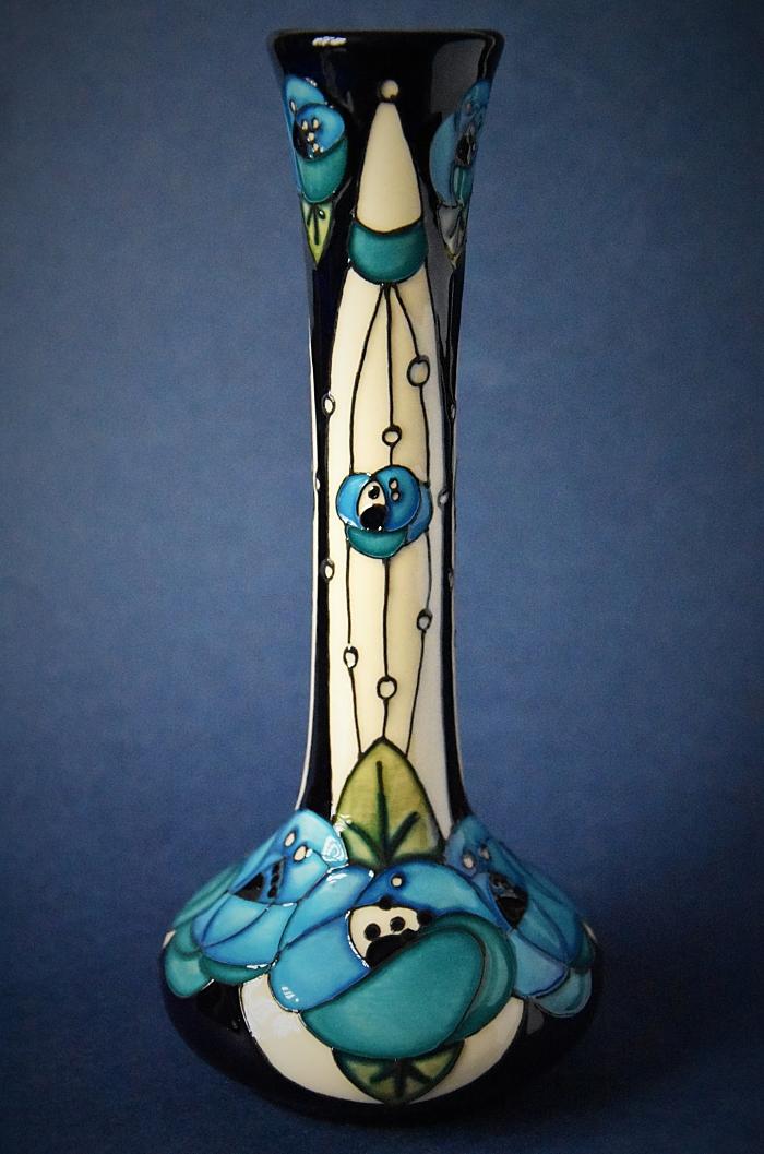 Moorcroft Pottery Rennie Rose Blue Inspired By Charles Rennie Mackintosh 99/8 Rachel Bishop Open Edition