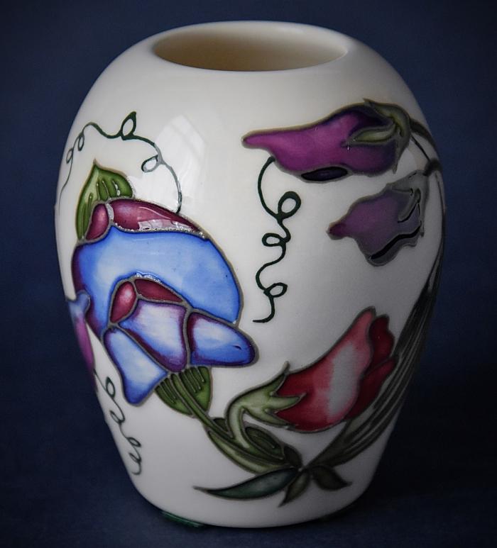 Moorcroft Pottery 102/5 Sweetness Nicola Slaney An Open Edition