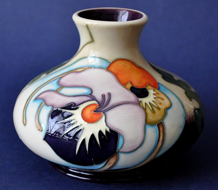 Moorcroft Pottery Thoughts in Flight 32/5 Emma Bossons