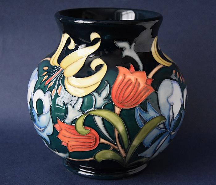 Moorcroft Pottery 914/6 Dearle Vase William Morris Collection Emma Bossons A Limited Edition of 40