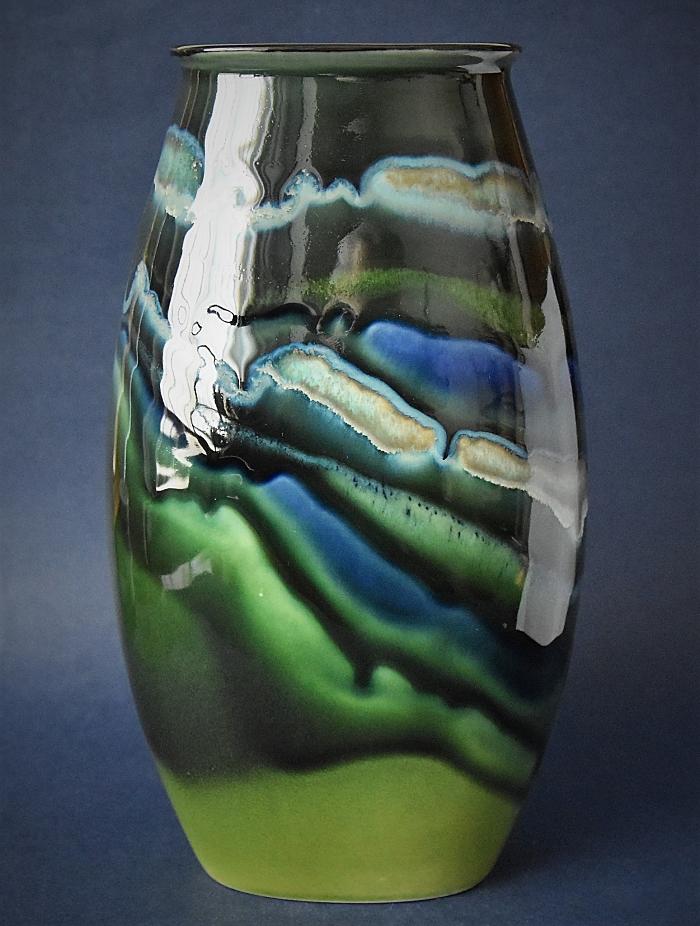 Poole Pottery Maya Manhattan Vase