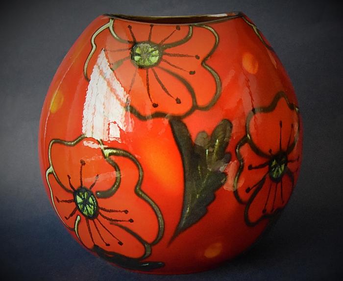 Poole Pottery Poppy Field 20cm Purse Vase