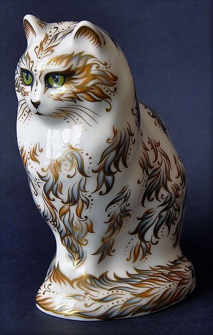 Royal Crown Derby Fifi the Cat