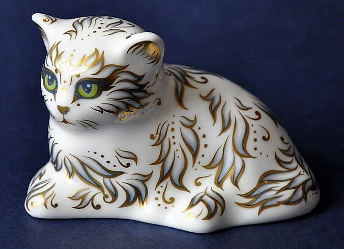 Royal Crown Derby Millie the Kitten