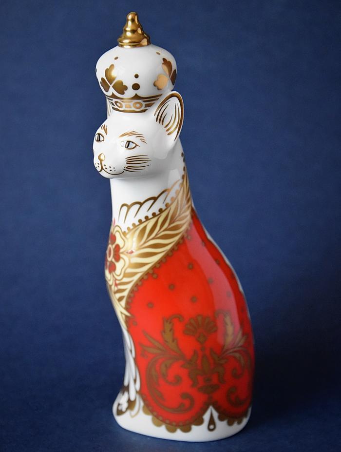 Royal Crown Derby Royal Cat Charlotte A Limited Edition of 450