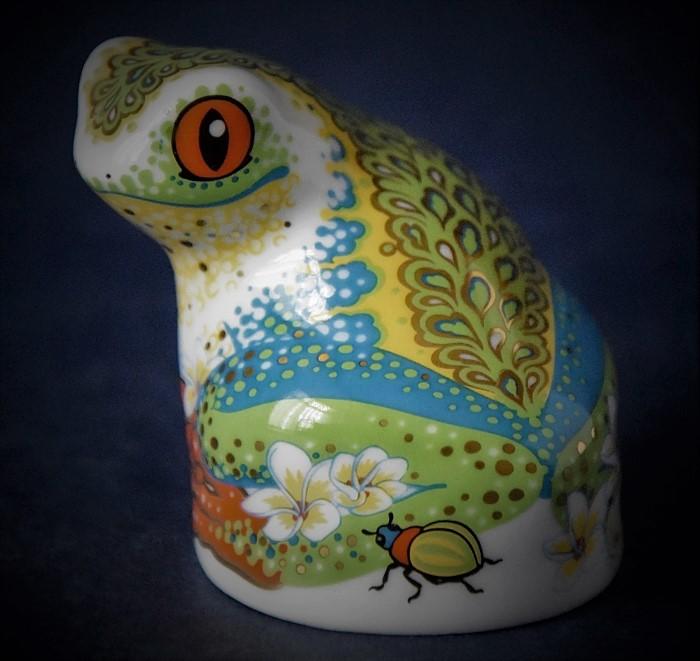 Royal Crown Derby Collectors Club Tree Frog
