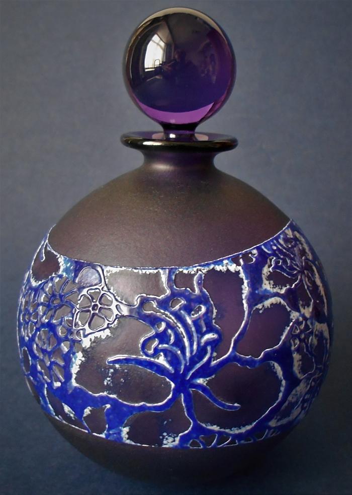 Timothy Harris Isle of Wight Studio Glass Cameo Purple Perfume Bottle Round