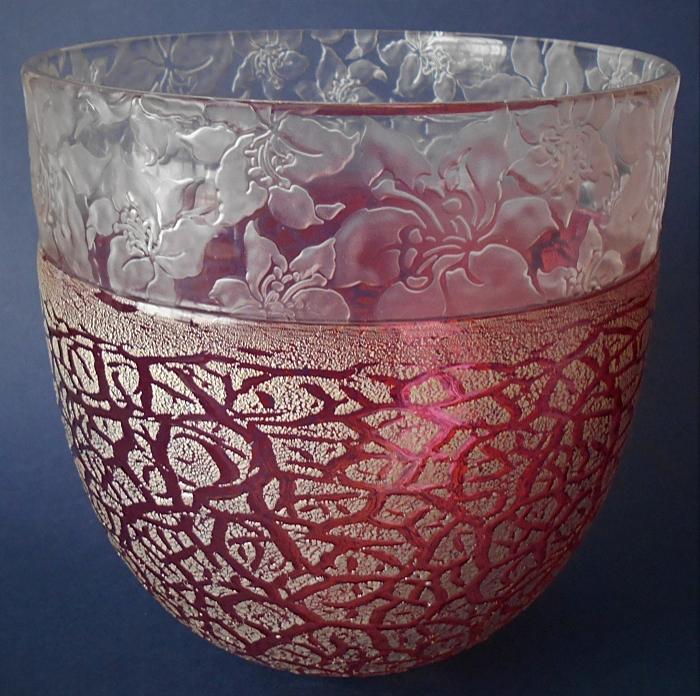Timothy Harris Isle of Wight Studio Glass Crizzle Cameo Large Pink Bowl