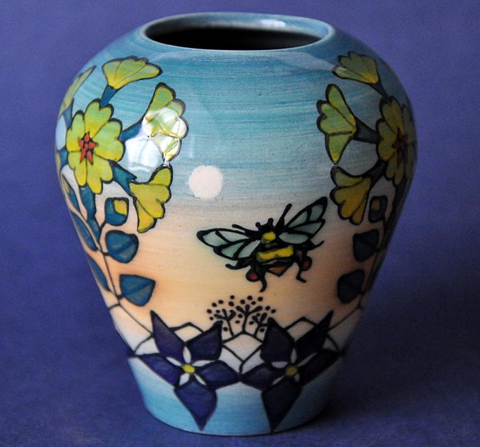 Dennis Chinaworks Humble Bee Small Ovoid Sally Tuffin Exclusive To B&W Thornton Numbered Edition