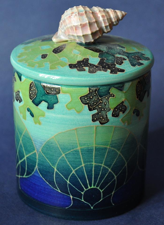 Dennis Chinaworks Shell M Box Sally Tuffin Numbered Edition
