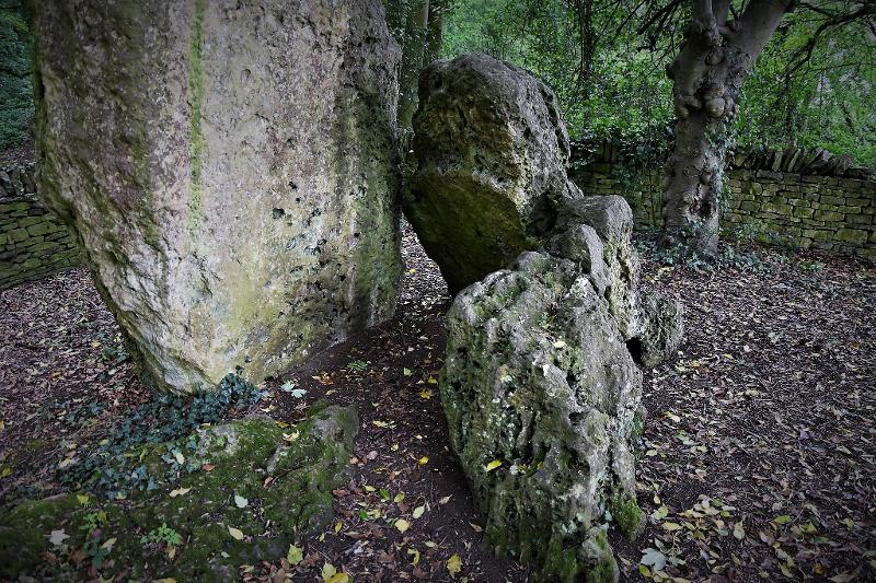 Hoar Stone Portal Dolmen Enstone Oxfordshire